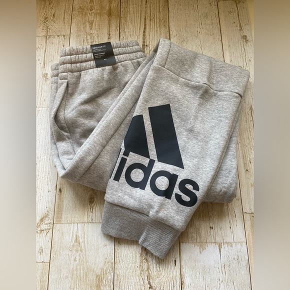 NWT adidas Mens Tapered Cuff Fleece Pant - Picture 10 of 12